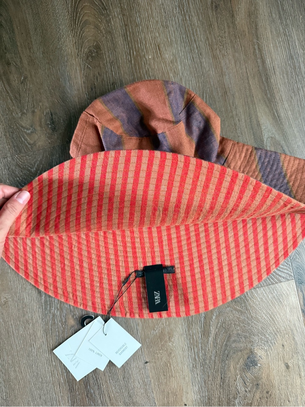Zara Reversible Striped Linen Hat - Picture 4 of 6